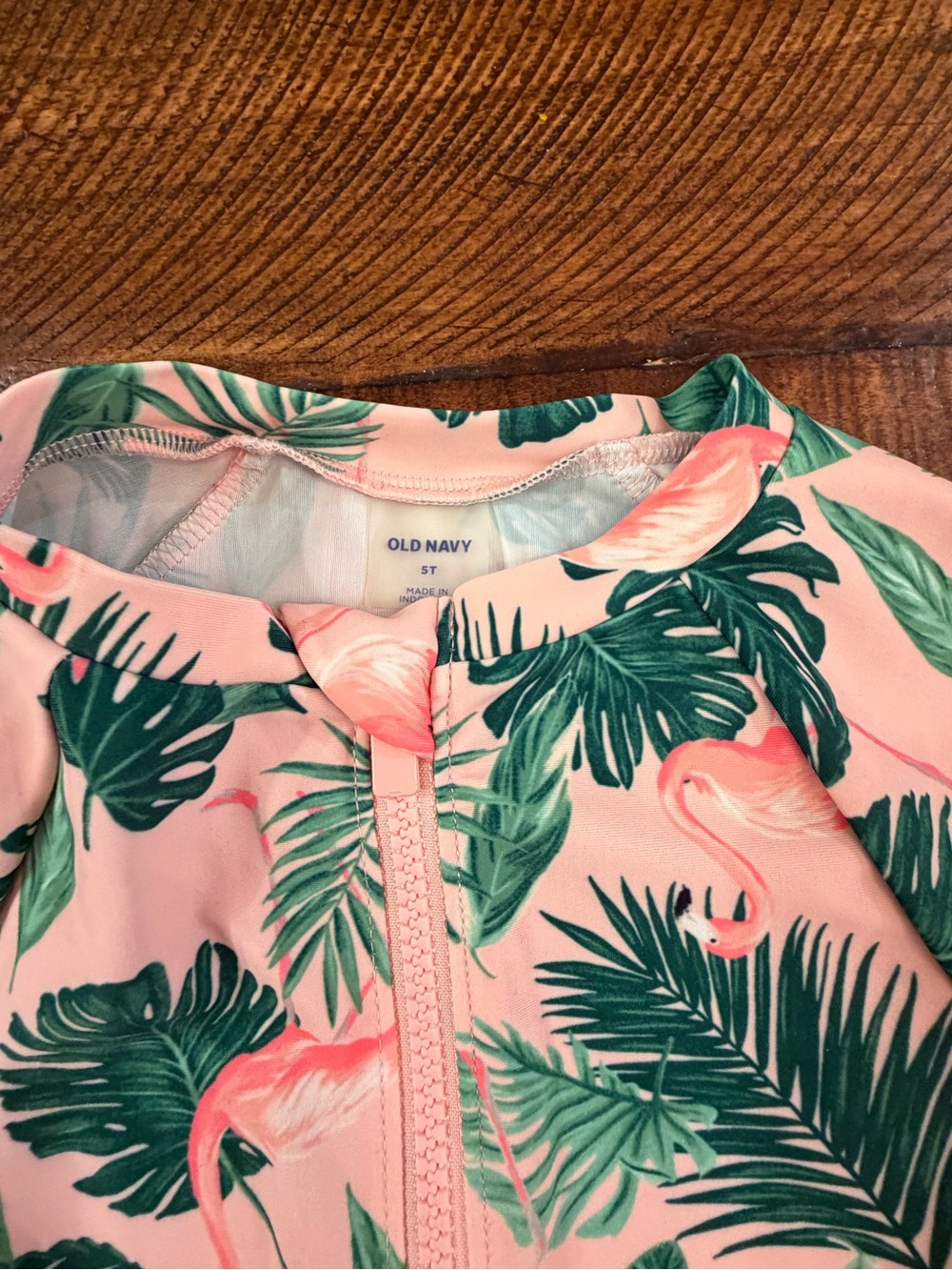 Lot of girls 5T long sleeve swim suits - Picture 4 of 8